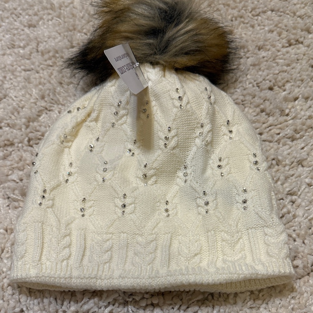 New women’s knit hat cream warm winter bling pompom faux fur